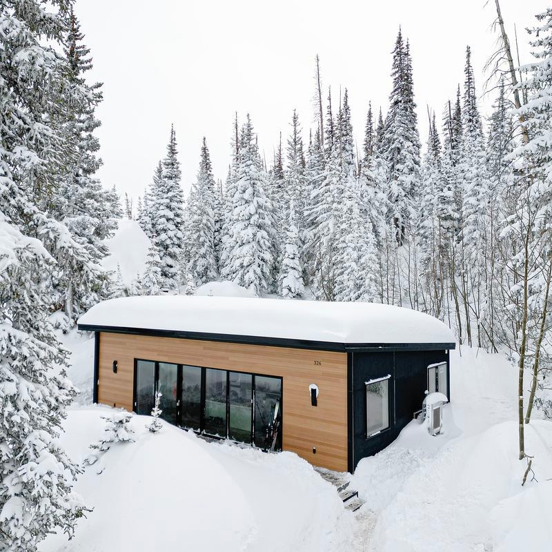Ridgeline II exterior in snow
